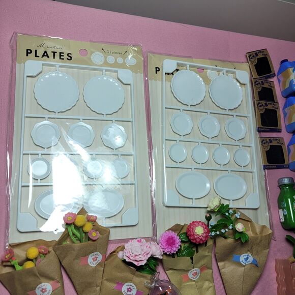 MGA Make it Miniverse Lifestyle Lot Koi Harry Potter Happy Hour Food Barbie Doll - Picture 6 of 16